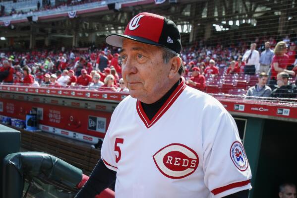 Johnny bench reds jersey deals